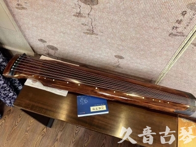 襄阳市●久音古琴  ●今日推荐 20230814 [断纹仲尼式]