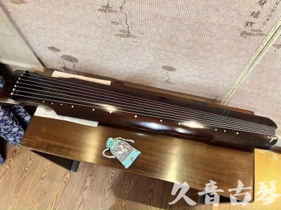 襄阳市●久音古琴  ●今日推荐  [高级演奏仲尼式]